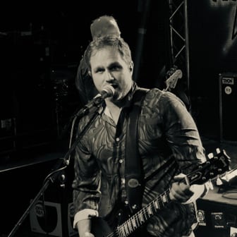 Chase Wilborn performing live